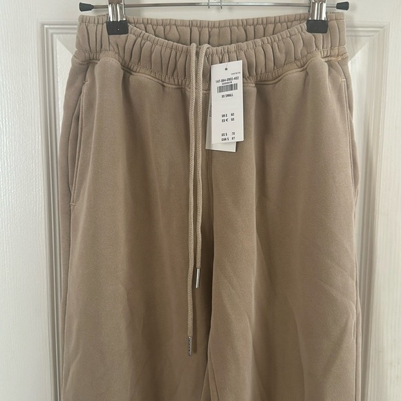 NWT SOLD OUT ESPRESSO TAUPE ☕️ ESSENTIALS SWEATPANTS SIZE XXS - Picture 3 of 6